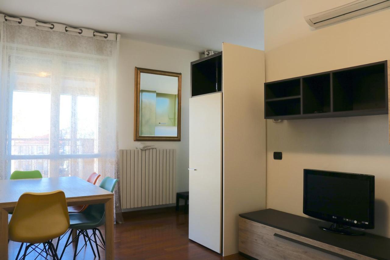 Happy Flat With Terrace Daire Milano Dış mekan fotoğraf